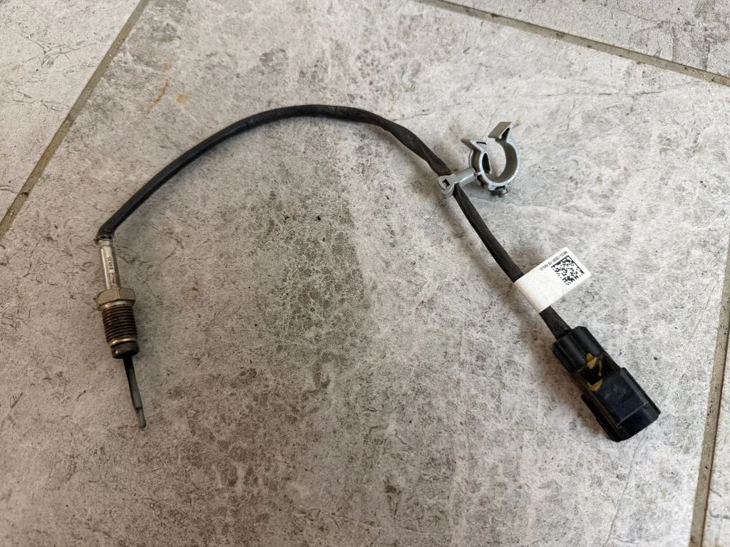Exhaust gas temperature sensor MB3G12B591FB
