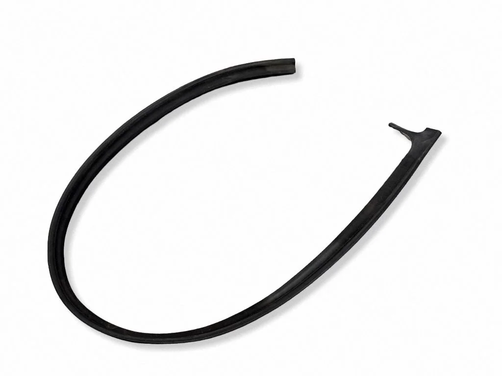 Rubber seal front door (on door) – left