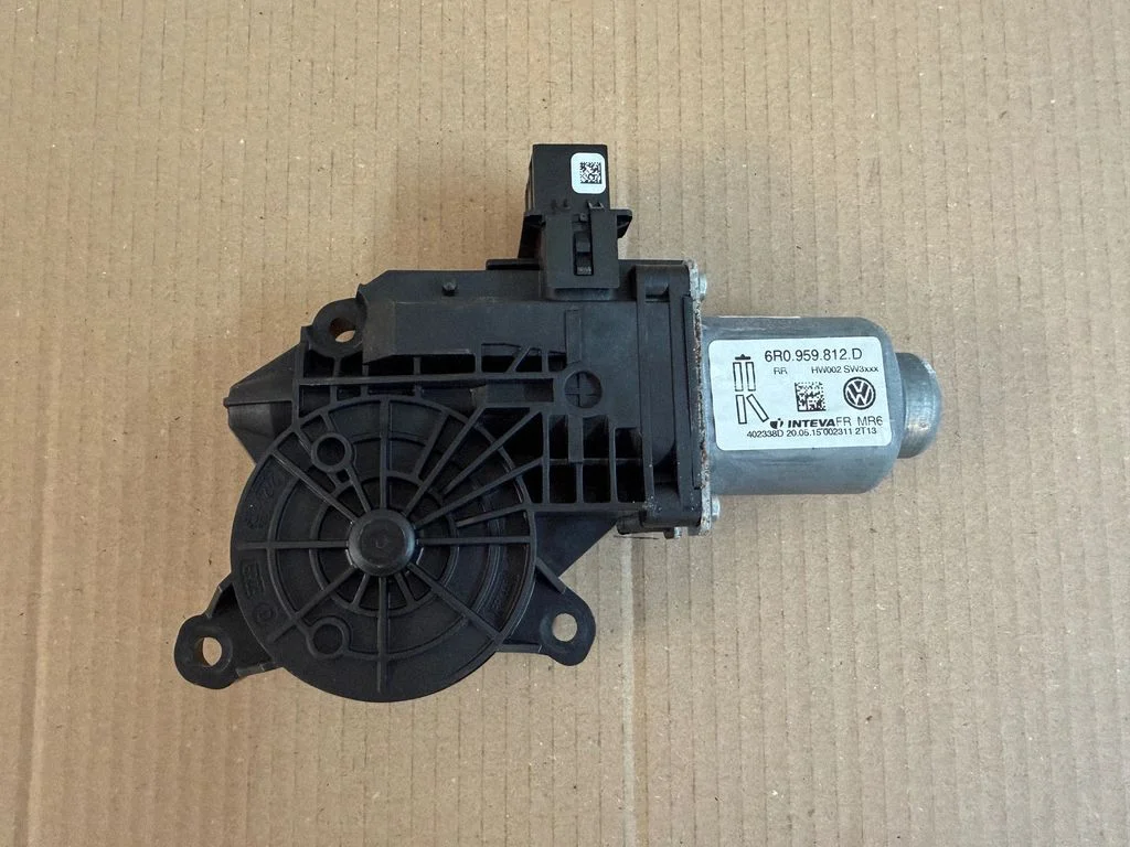 Rear door window regulator motor 6R0959812D