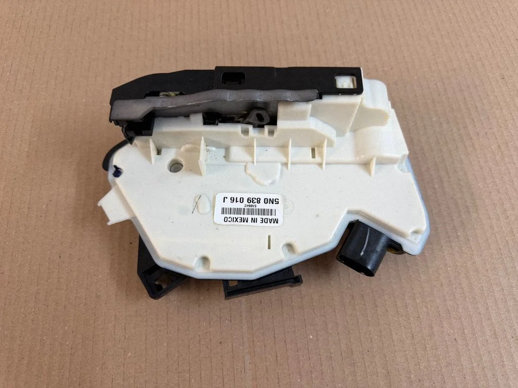 Rear door lock 5N0839016J