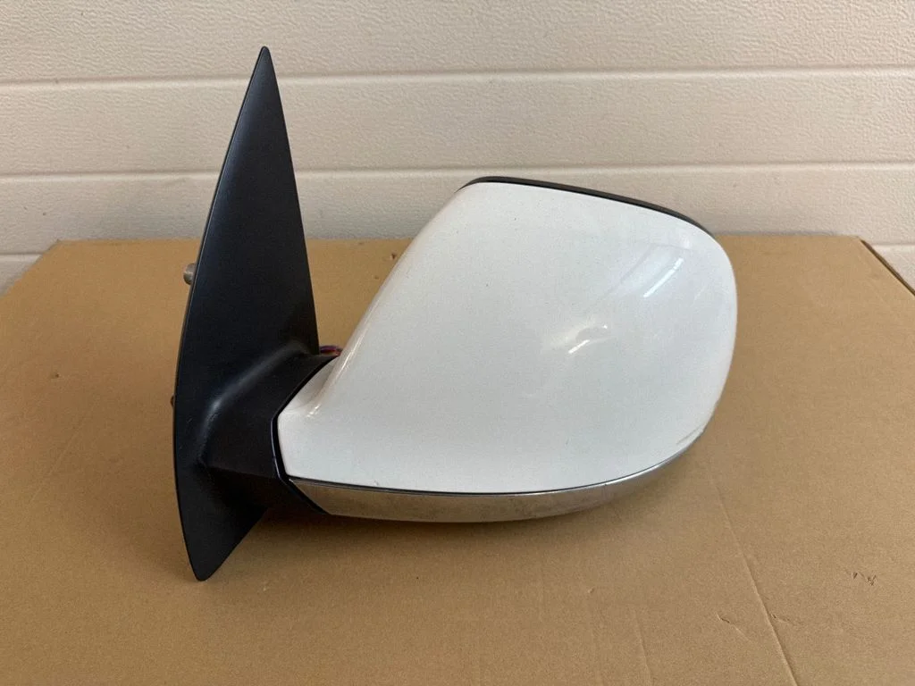 Front door electric wing mirror 2HH857501CM