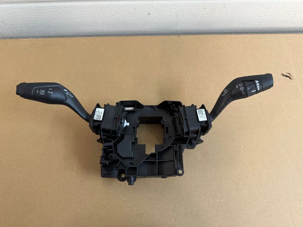 Przełącznik zespolony (manetki) EG9T13335FBW – Ford Ranger (2019-2022)