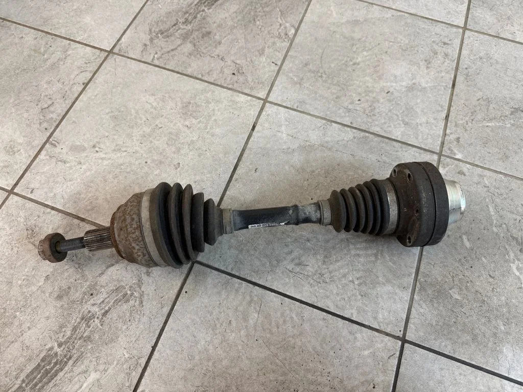 Front driveshaft 2H0407271D