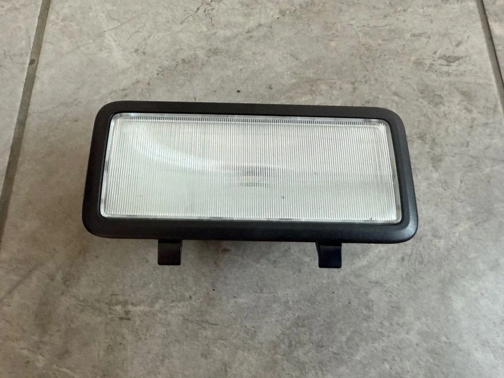 Lampka tylnych siedzeń – Ford Ranger IV (2022-)