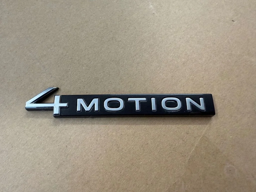 Tootja embleem / mudelitähed