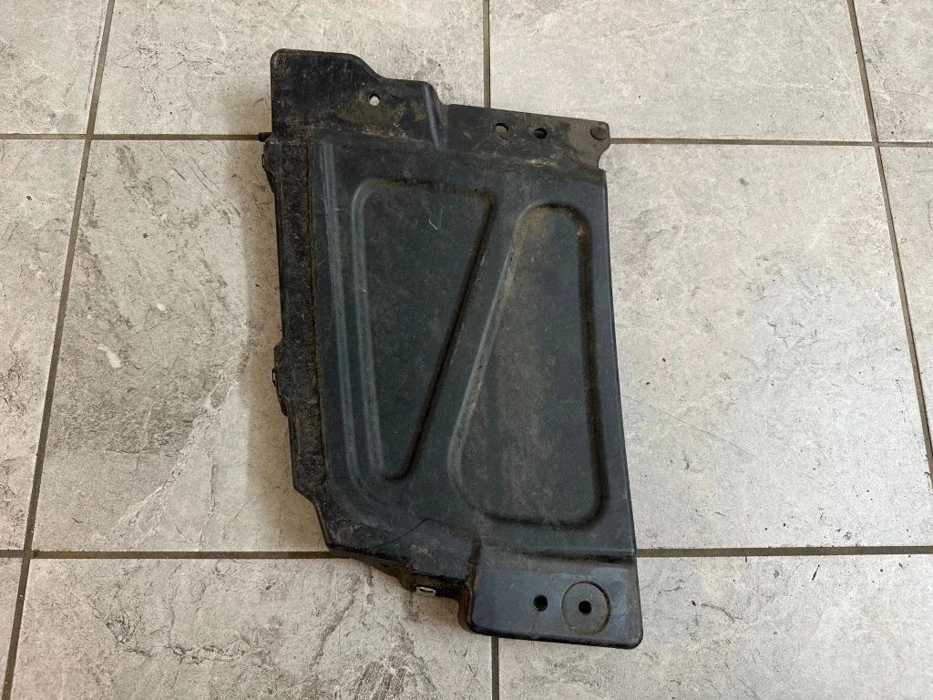 Rear mudguard N1WB-16L561-B