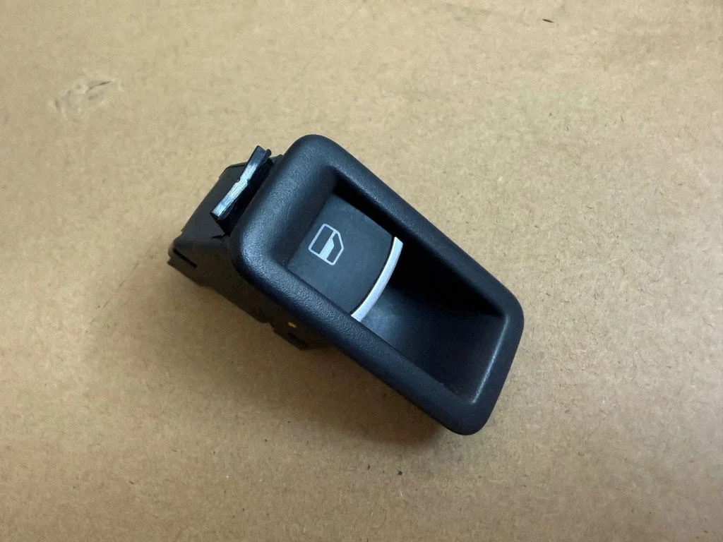 Electric window control switch 5K0959855