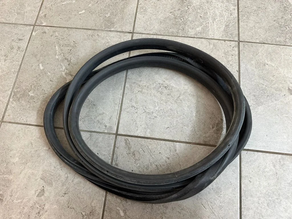 Rear door rubber seal (on body) – Volkswagen Amarok (2010-2020)