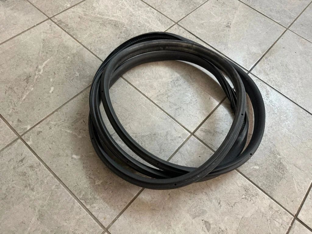 Rear door rubber seal (on body) – Volkswagen Amarok (2010-2020)