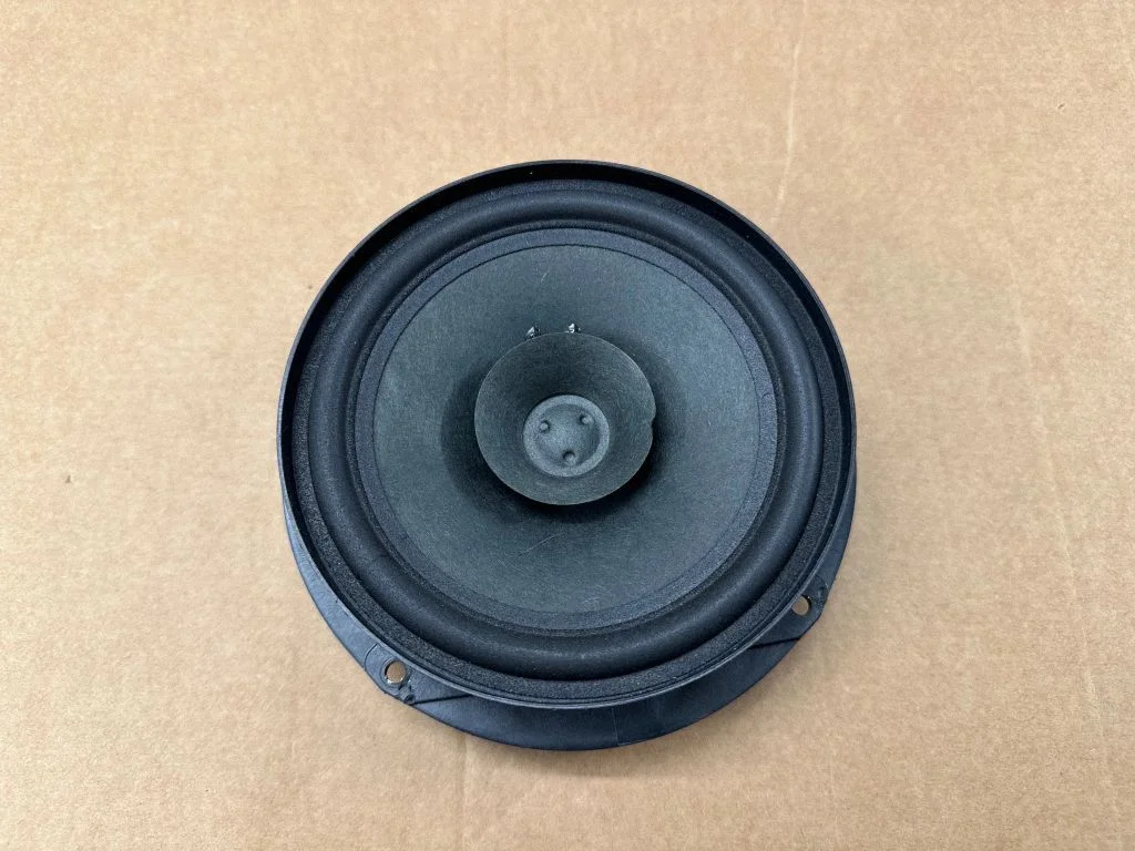 Rear door speaker – Volkswagen Amarok (2010-2020)