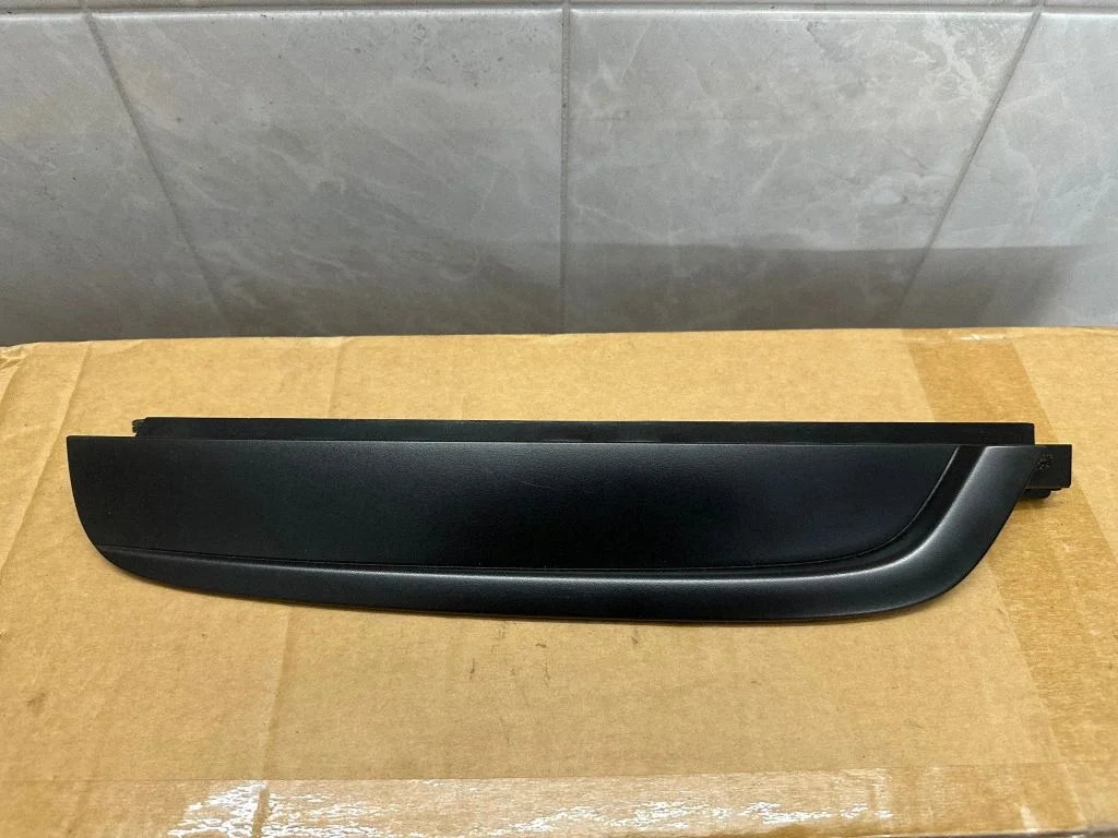 Rear door glass trim molding N1WB-E254A16-A – Ford Ranger IV (2022-)