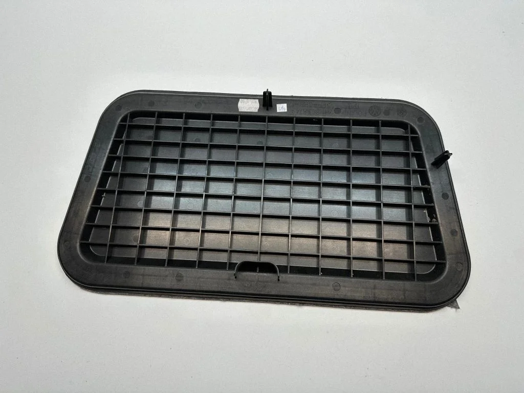 Other interior part – Volkswagen Amarok (2010-2020)