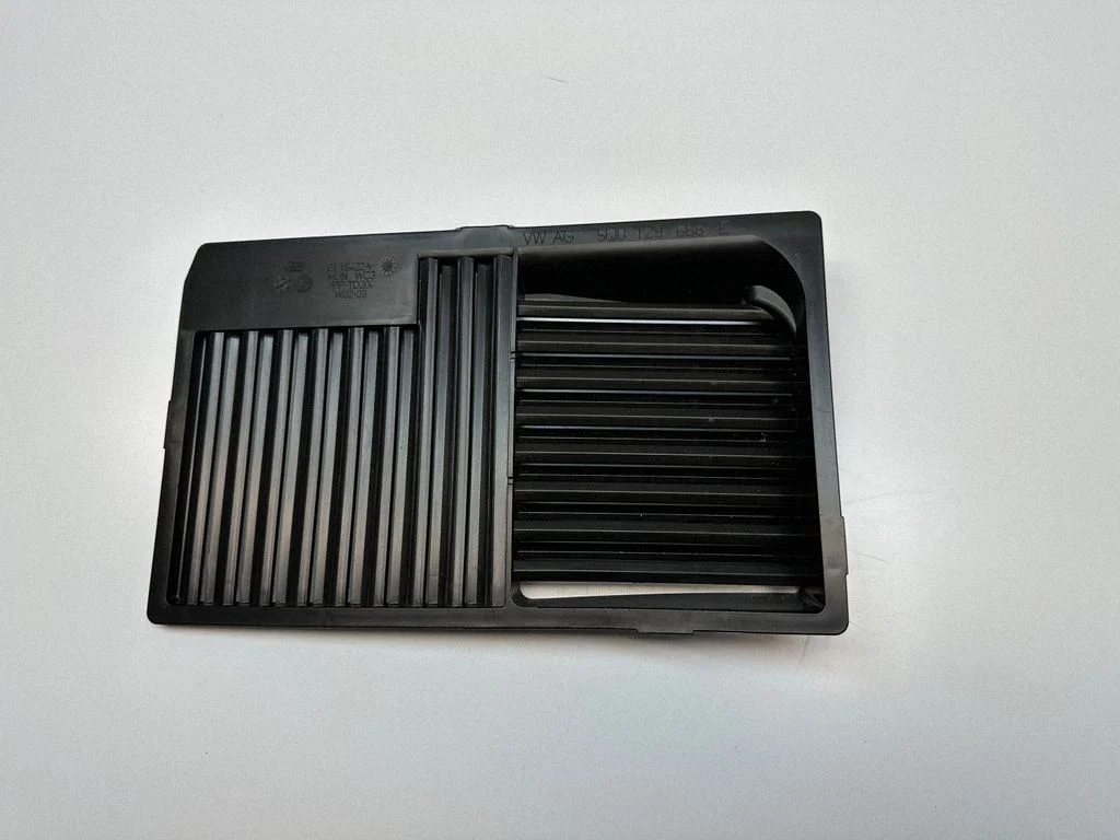 Õhufiltri korpuse kaas 5Q0129668E – Volkswagen Golf VIII (2019-)
