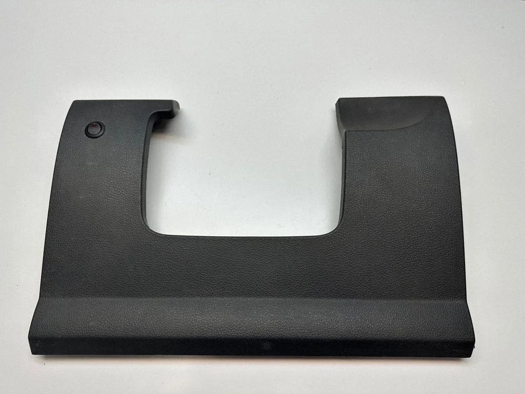 Dashboard lower bottom trim panel – Volkswagen Amarok (2010-2020)