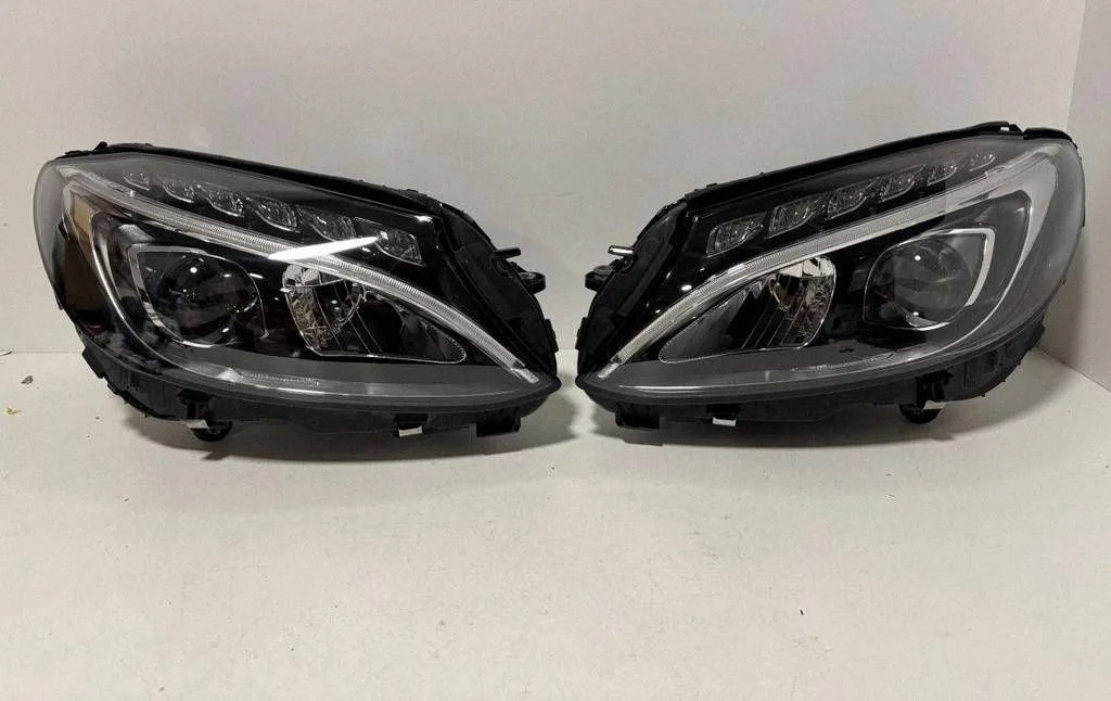 Headlights/headlamps set A2059063803