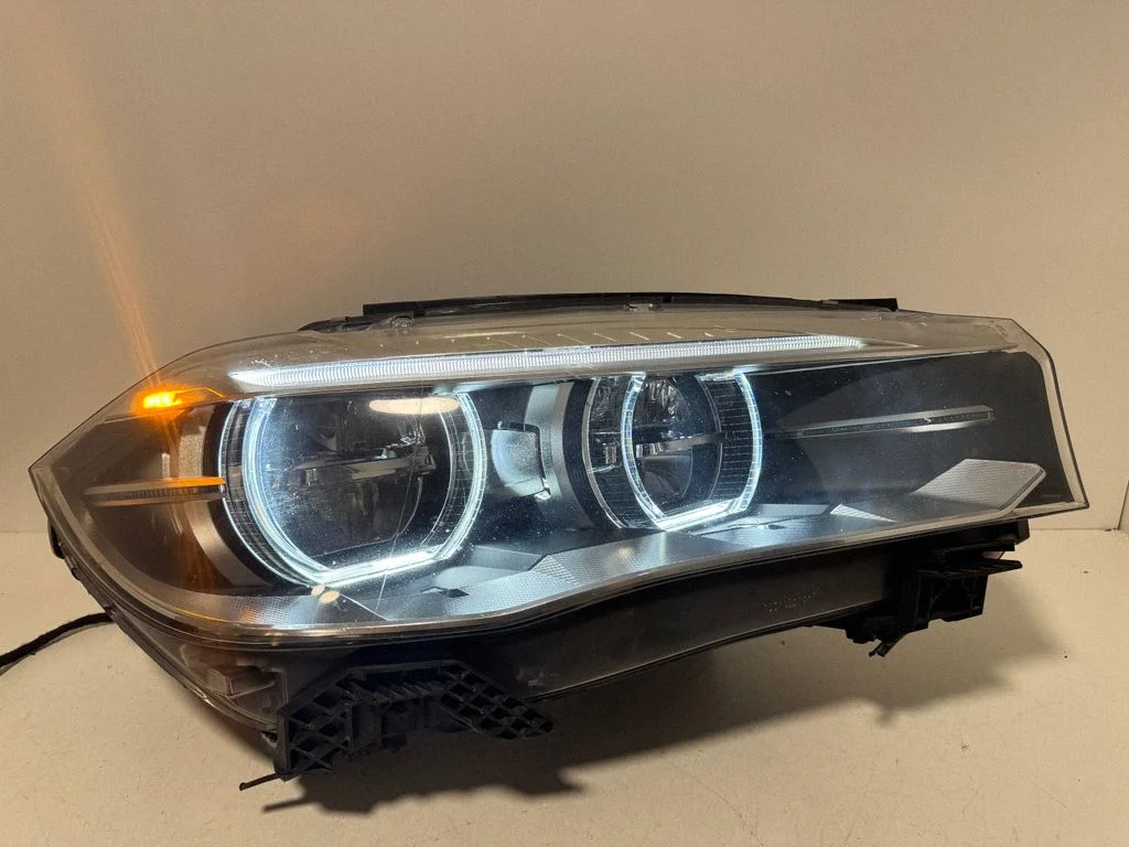 Reflektor 7214856 – BMW X5 F15 (2013-2017)