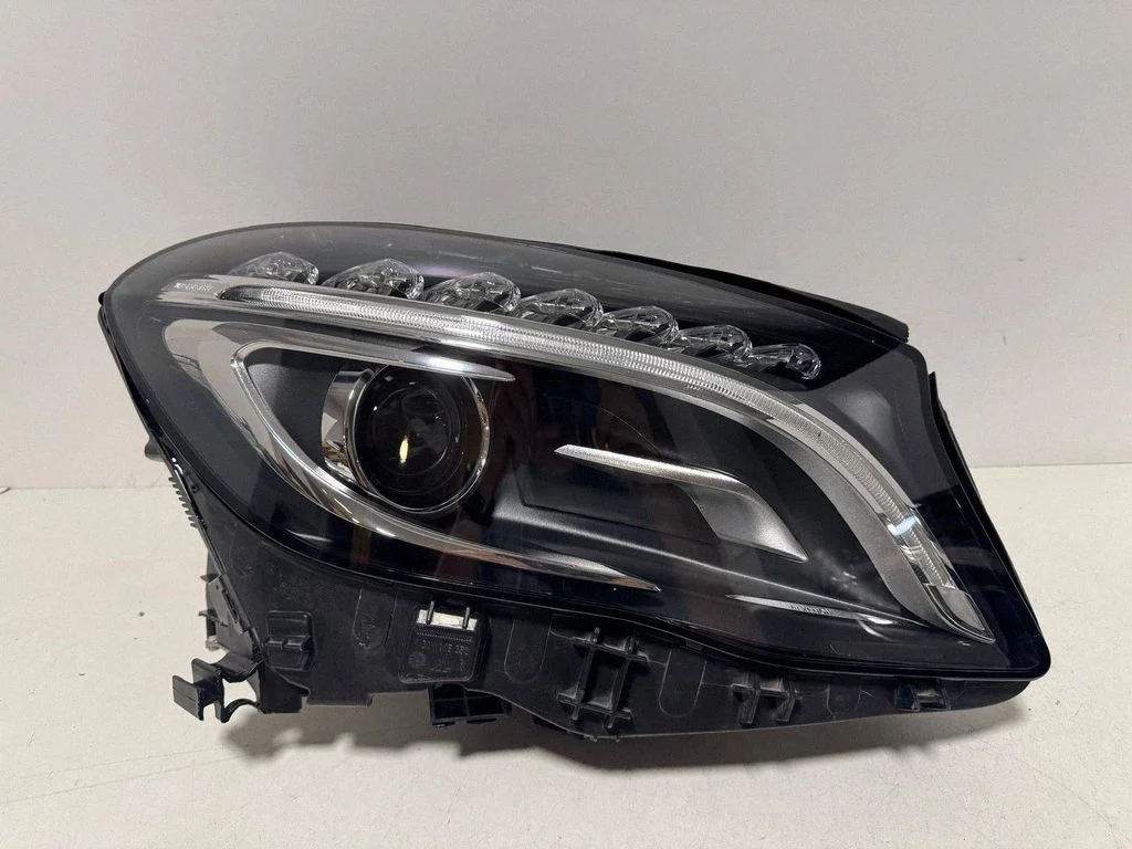 Headlight/headlamp A1569063200
