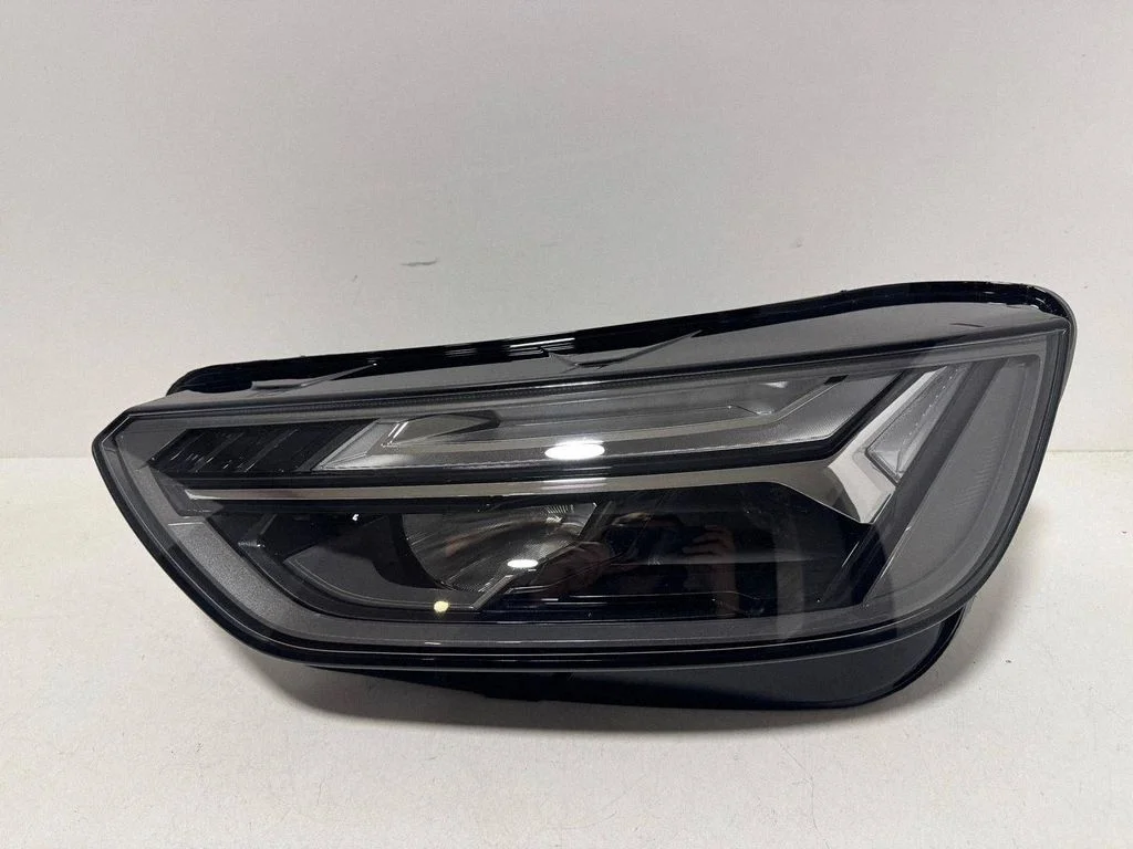 Headlight/headlamp 80A941033F – Audi Q5 SQ5 FY (2017-2025)