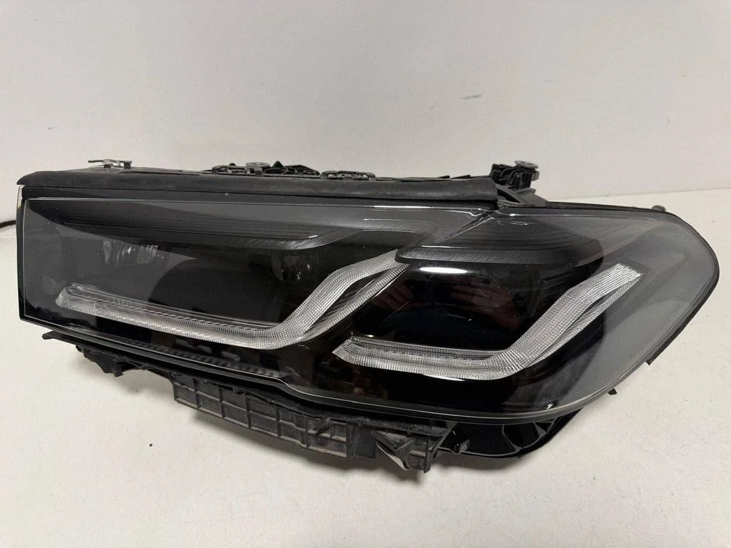 Headlight/headlamp 8082655 – BMW 5 Series G30 G31 G38 (2016-)