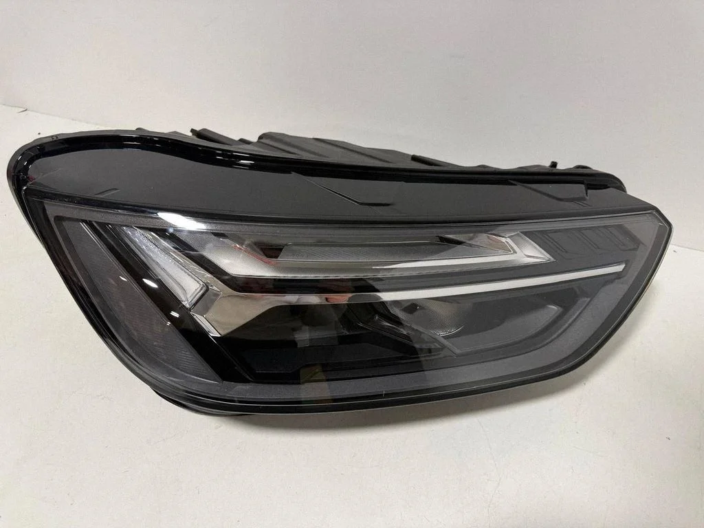 Headlight/headlamp 80A941034F – Audi Q5 SQ5 FY (2017-2025)