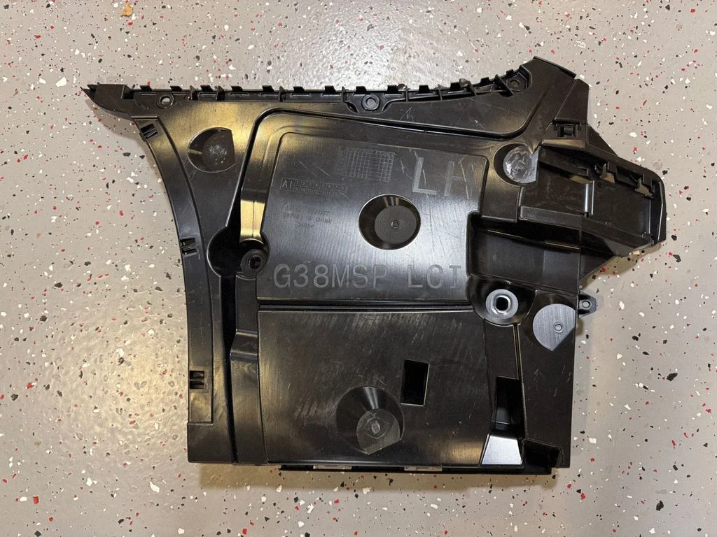 Rear bumper mounting bracket 8747777 – BMW 5 Series G30 G31 G38 (2016-)