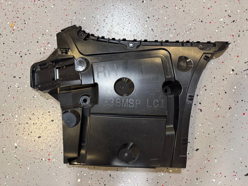 Rear bumper mounting bracket 8747778 – BMW 5 Series G30 G31 G38 (2016-)