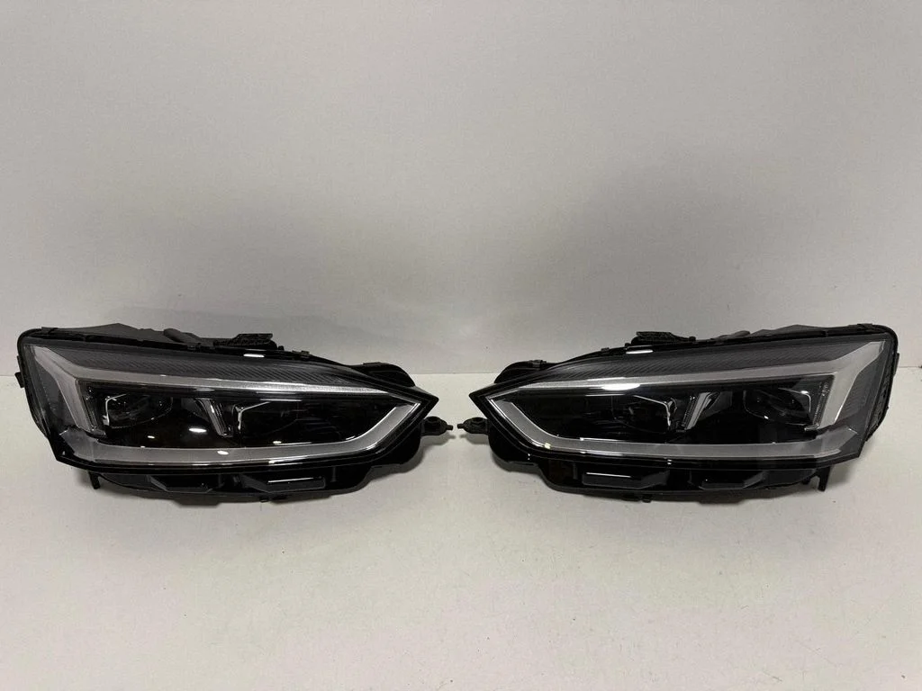 Headlights/headlamps set 8W6941034D – Audi A5 (2016-2024)