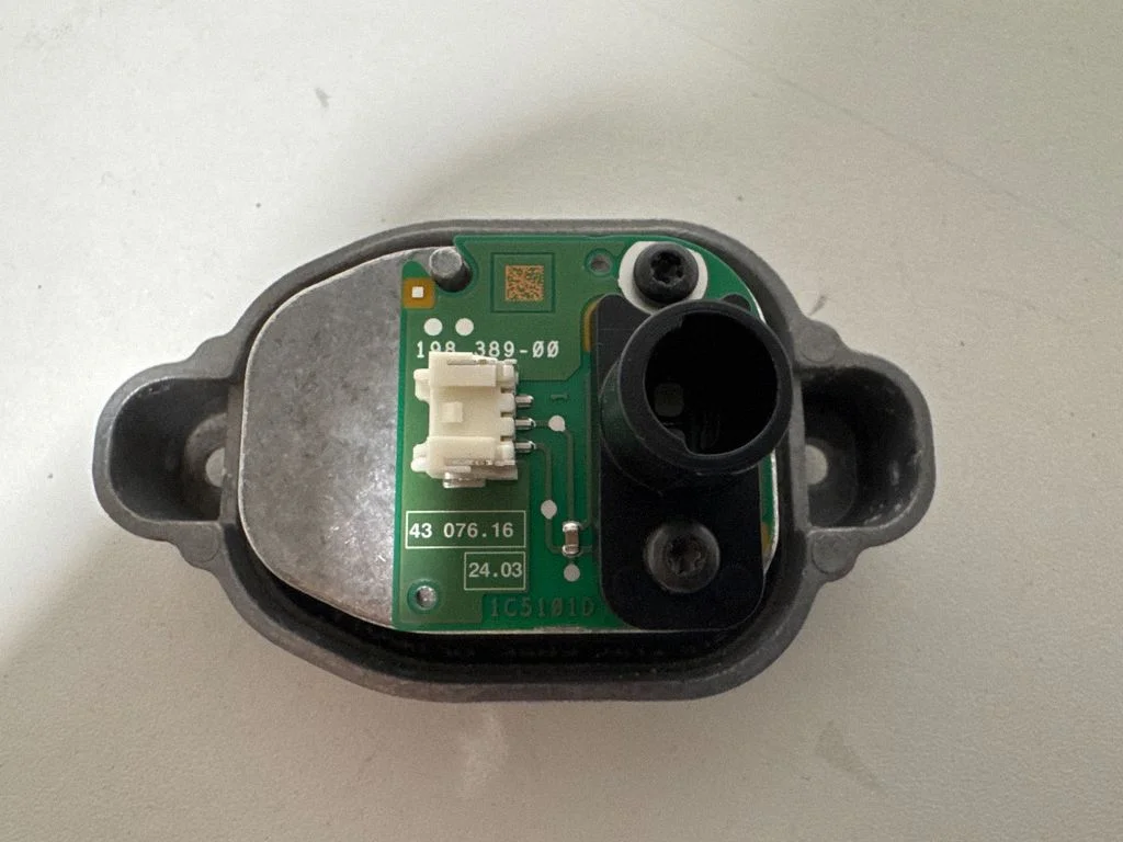 LED ballast control module 63117419610 – BMW 3 Series F30 F35 F31 (2012-2018)