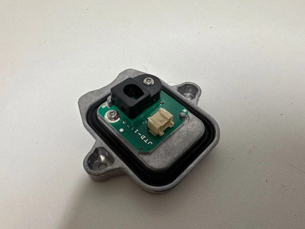 LED ballast control module 63117419615 – BMW 3 Series F30 F35 F31 (2012-2018)