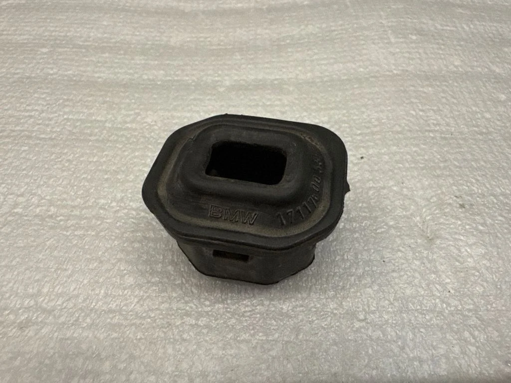 Engine coolant pipe/hose 7600589 – BMW 1 Series F20 F21 (2011-2019)