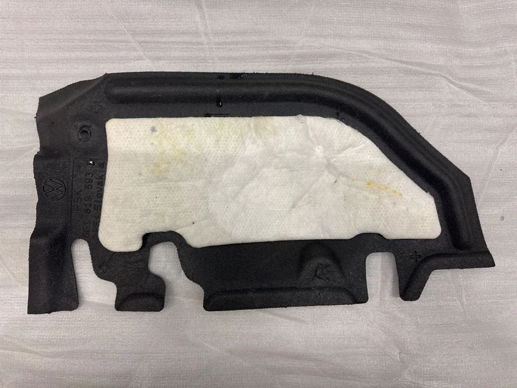 Mootoriruumi vaheseina heliisolatsioon 561819593M – Volkswagen Golf VII (2013-2019)
