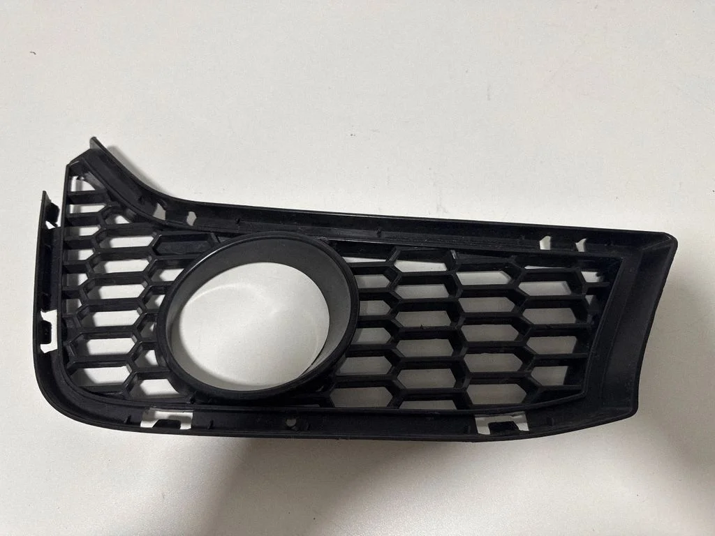 Front bumper lower grill – BMW 3 Series F30 F35 F31 (2012-2018), right