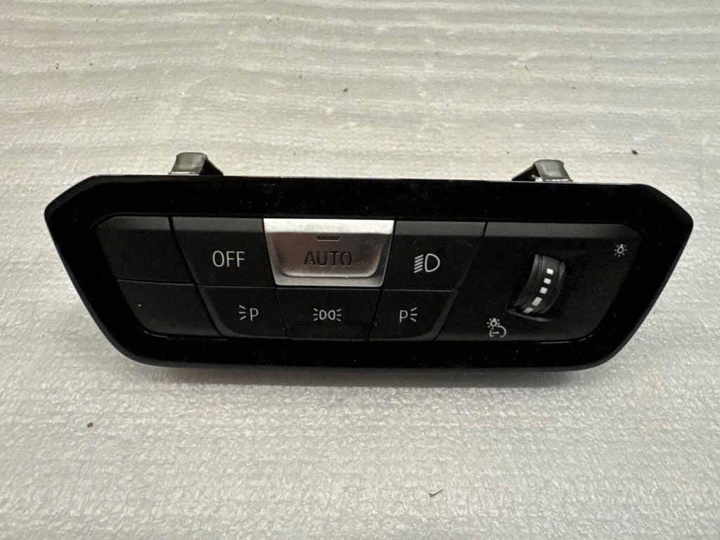 Light switch 61315A16B17 – BMW 3 Series G20 G21 (2019-)