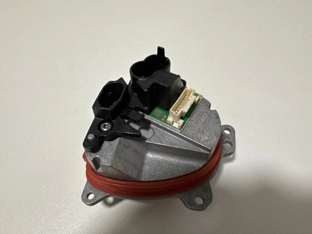 LED ballast control module 23508301L – BMW 5 Series G30 G31 G38 (2016-)