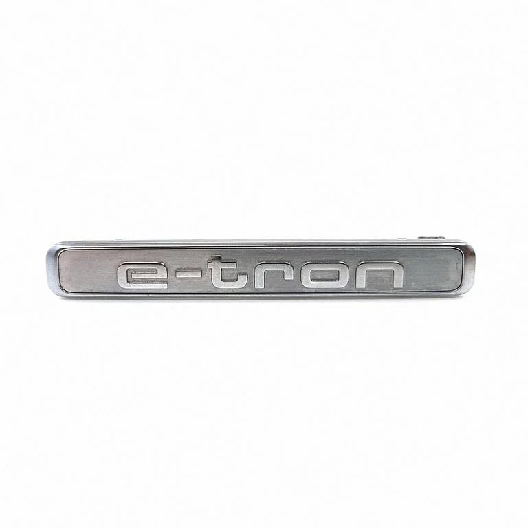 Dashboard trim 8V0853191