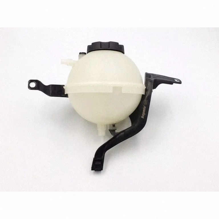 Coolant expansion tank/reservoir 17137619189 – BMW 5 Series F10 F11 (2009-2016)