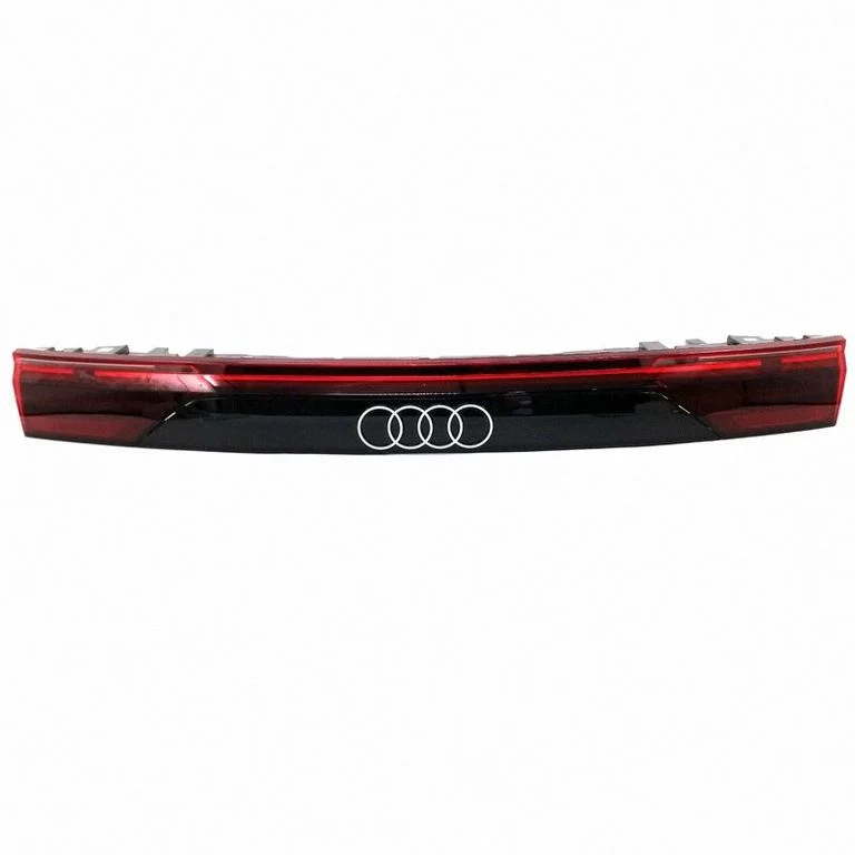 Lampa tylna w klapie 4M8945095BA – Audi Q8 (2018-)