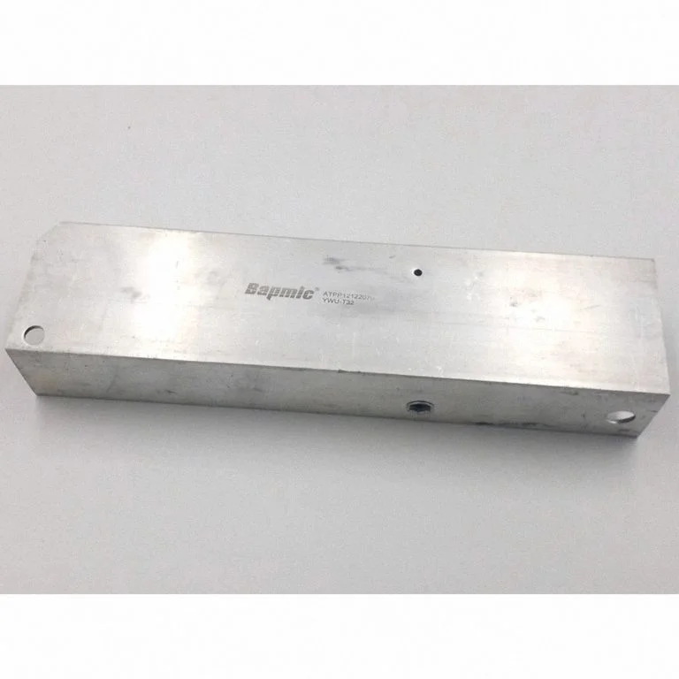 Front bumper mounting bracket 51117158874