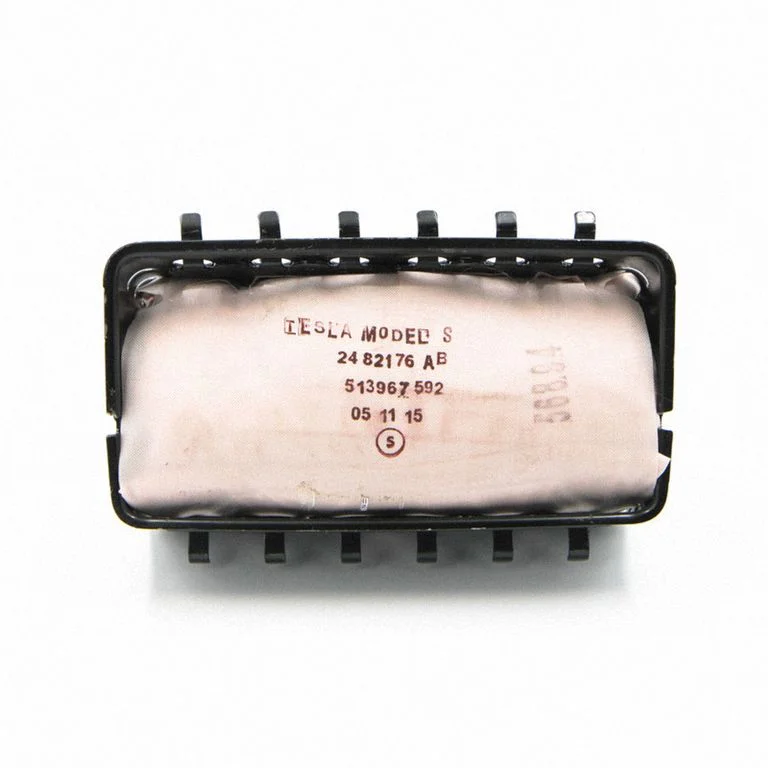 Passenger airbag 0589-P1-000551 – Tesla Model S (2012-)