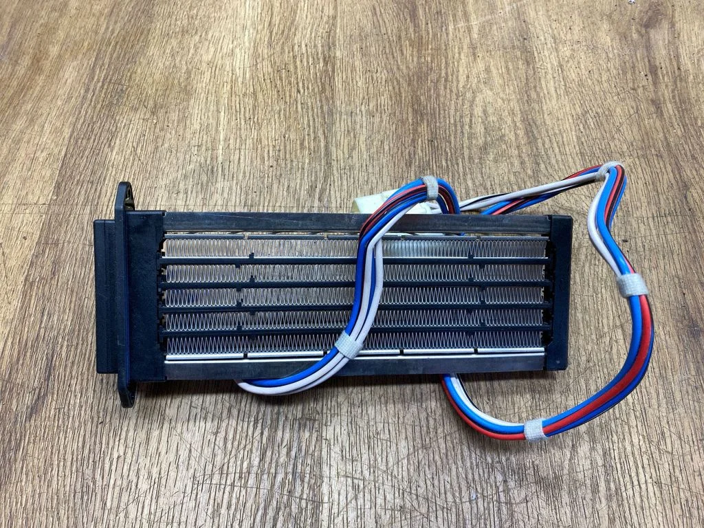 Elektrinis salono pečiuko radiatorius
