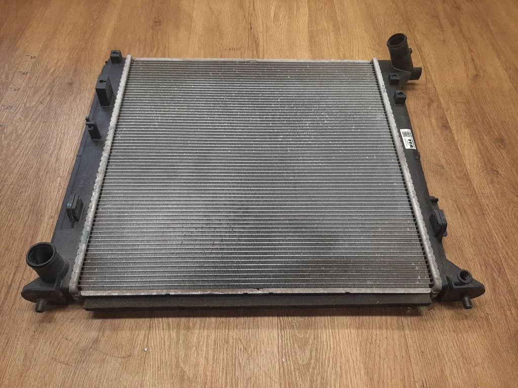 Jahutusvedeliku radiaator – KIA Sportage (2016-2021)