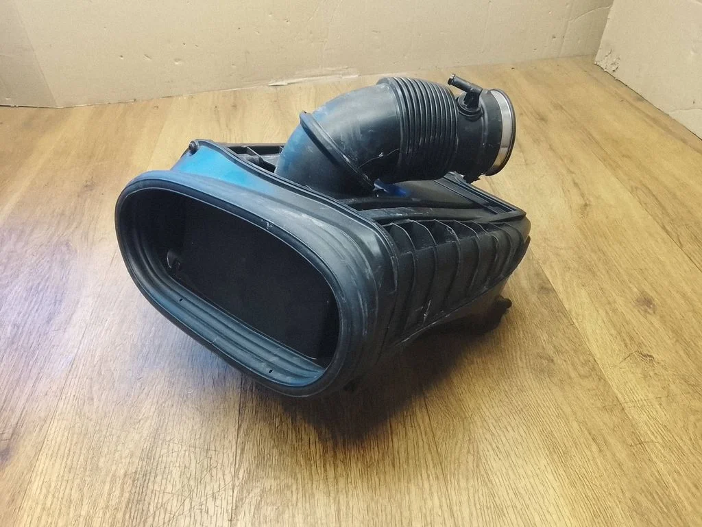 Air filter box 95B129601P