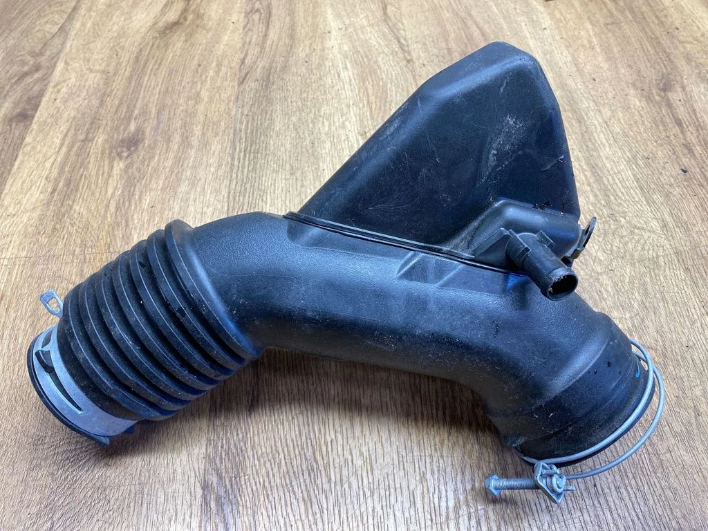 Air intake hose/pipe 1788036110 – Lexus NX (2014-2021)
