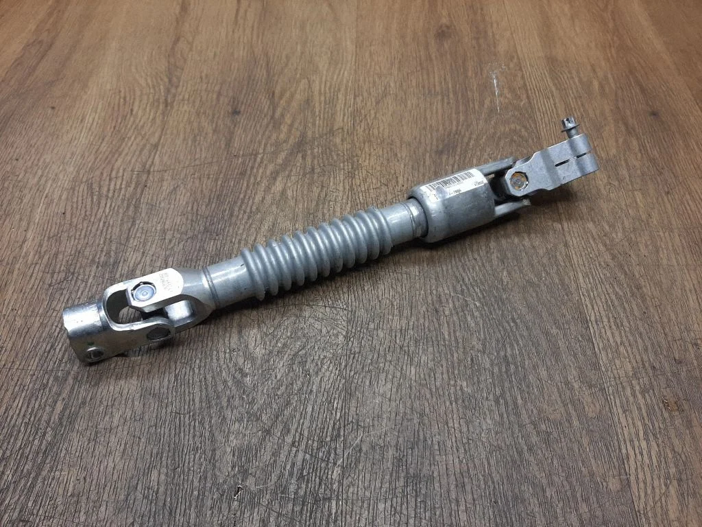 Steering column universal joint 6872145