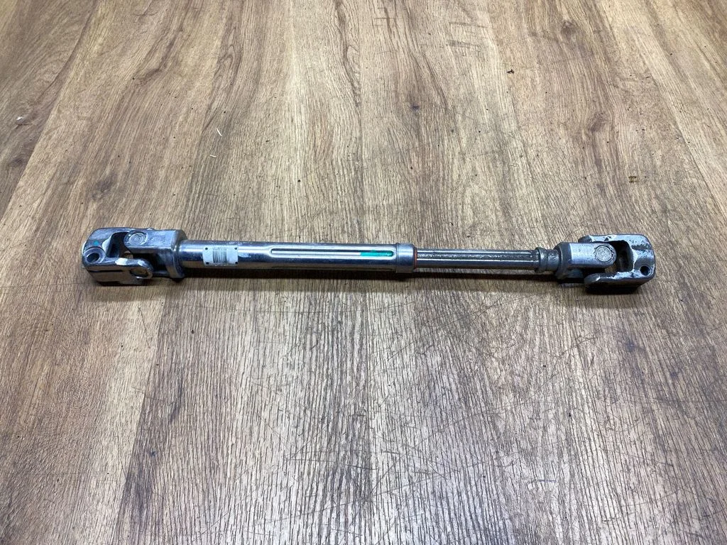 Steering column universal joint A1664600610