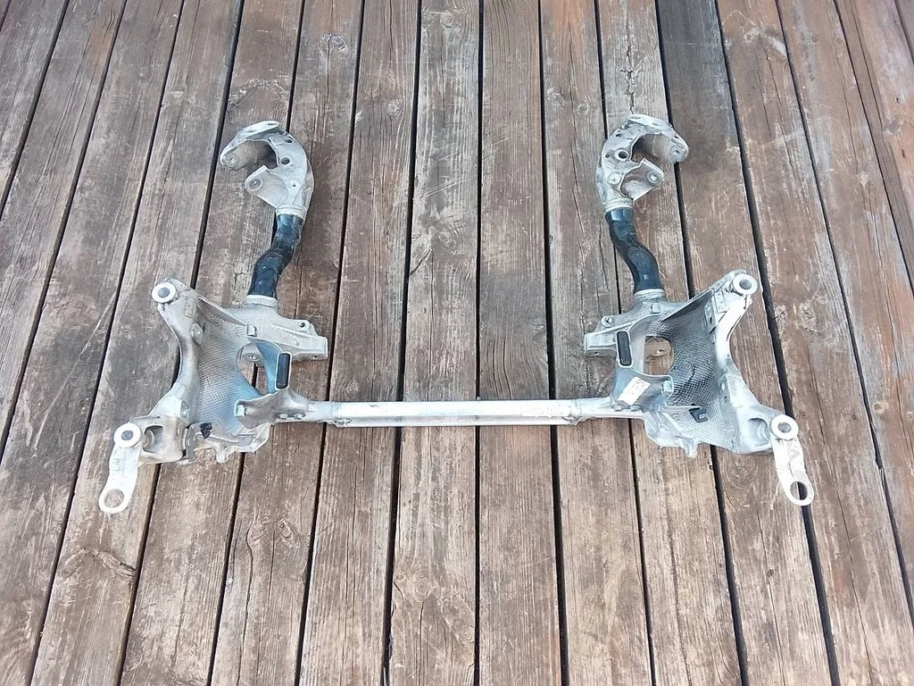 Front subframe 8R0399315J