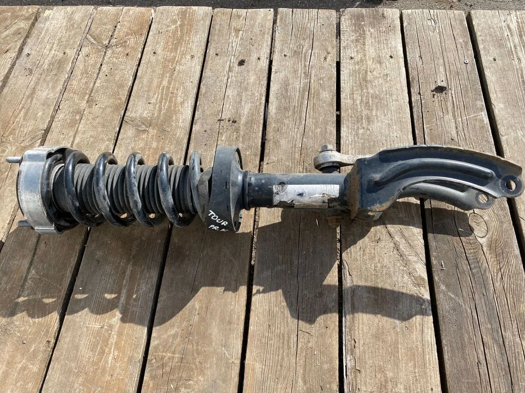 Front shock absorber/damper 7P6413031AN
