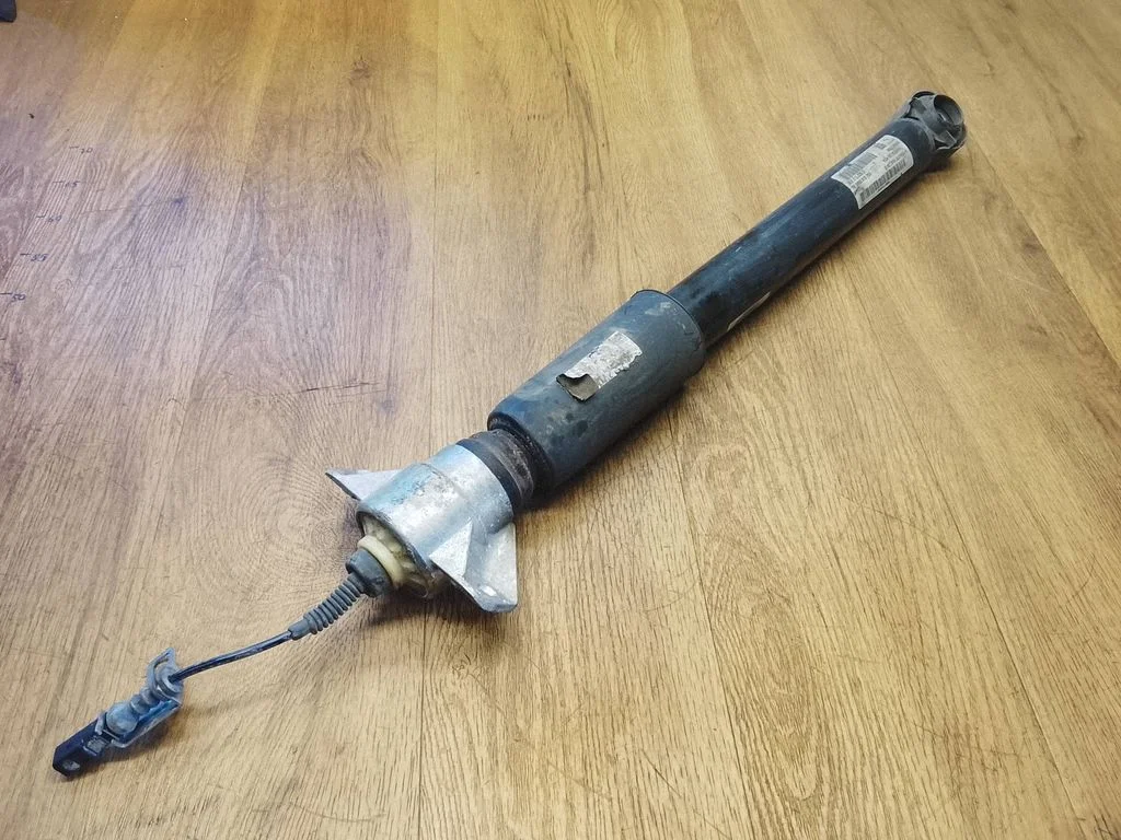 Rear shock absorber/damper 95B513035G