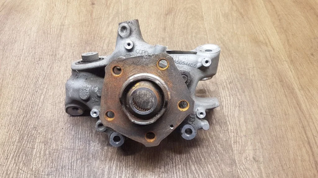 Tagumine rumm 80A505460B
