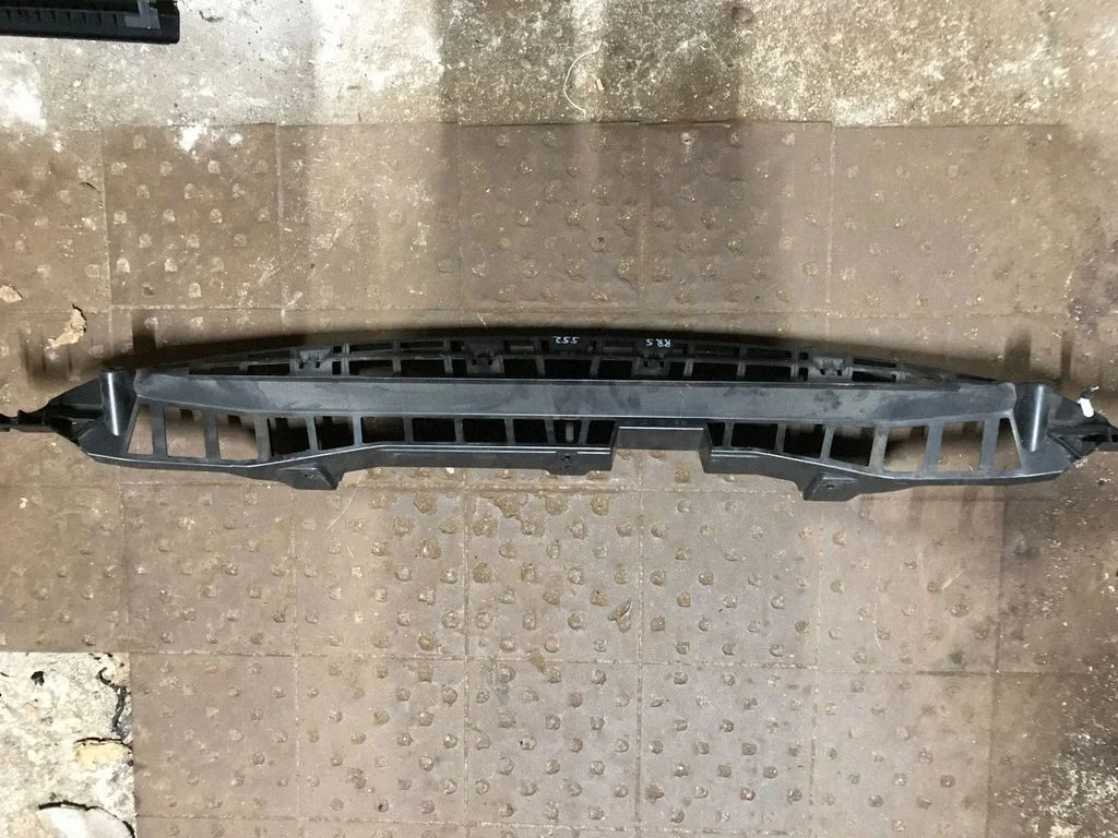 Wspornik zderzaka przedniego DK6217D861AA – Land Rover Range Rover Sport L494 (2013-)